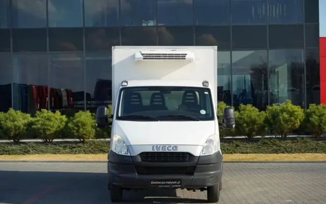 IVECO DAILY 35-130 / CHŁODNIA / AGREGAT THERMO KING / WINDA DHOLLANDIA / AUTOMAT / SPROWADZONY 