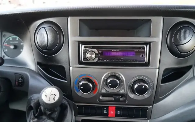 IVECO DAILY 35-130 / CHŁODNIA / AGREGAT THERMO KING / WINDA DHOLLANDIA / AUTOMAT / SPROWADZONY 