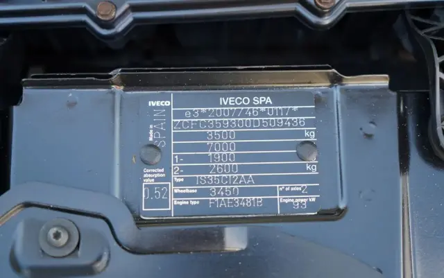 IVECO DAILY 35-130 / CHŁODNIA / AGREGAT THERMO KING / WINDA DHOLLANDIA / AUTOMAT / SPROWADZONY 