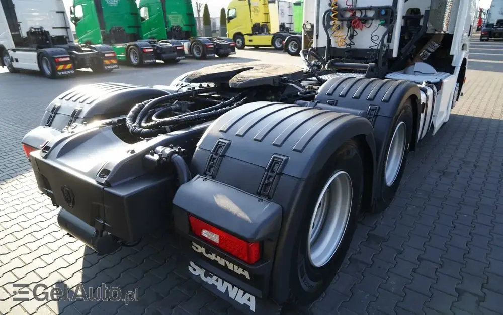 SCANIA R 650 / V8 / 6x4 / HYDRAULIKA /  DMC: 100.000 KG / I-PARK COOL / 3 OSIOWY CIĄGNIK SIODŁOWY / OPONY 100% 
