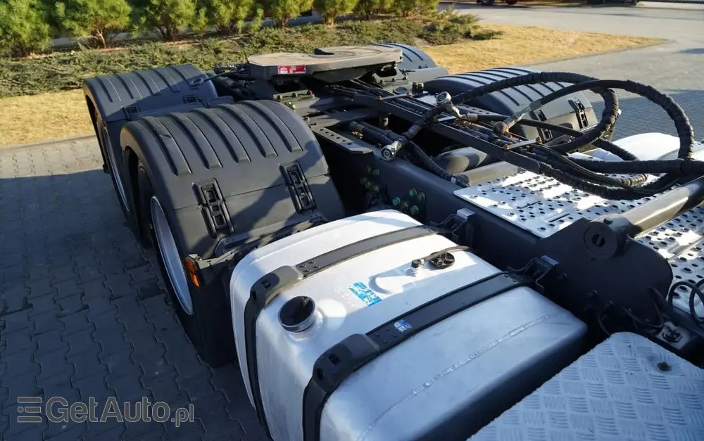 SCANIA R 650 / V8 / 6x4 / HYDRAULIKA /  DMC: 100.000 KG / I-PARK COOL / 3 OSIOWY CIĄGNIK SIODŁOWY / OPONY 100% 