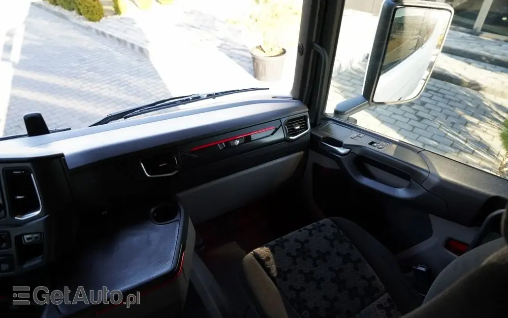 SCANIA R 650 / V8 / 6x4 / HYDRAULIKA /  DMC: 100.000 KG / I-PARK COOL / 3 OSIOWY CIĄGNIK SIODŁOWY / OPONY 100% 