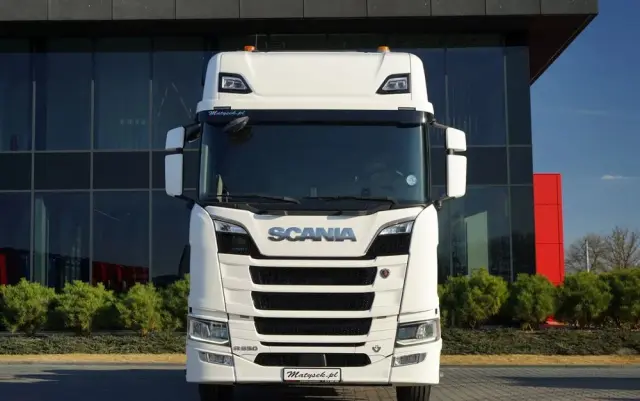 SCANIA R 650 / V8 / 6x4 / HYDRAULIKA /  DMC: 100.000 KG / I-PARK COOL / 3 OSIOWY CIĄGNIK SIODŁOWY / OPONY 100% 