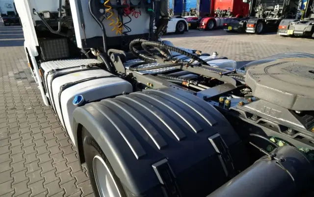 SCANIA R 650 / V8 / 6x4 / HYDRAULIKA /  DMC: 100.000 KG / I-PARK COOL / 3 OSIOWY CIĄGNIK SIODŁOWY / OPONY 100% 