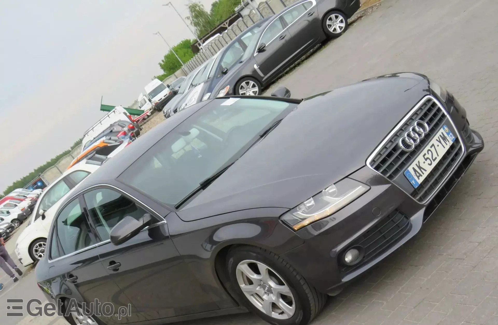 AUDI A4 
