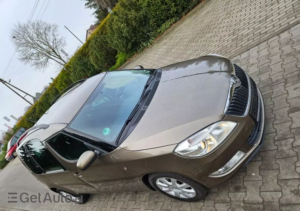 SKODA Roomster 