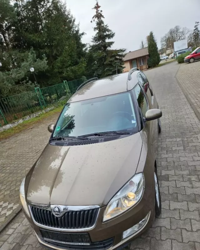 SKODA Roomster 
