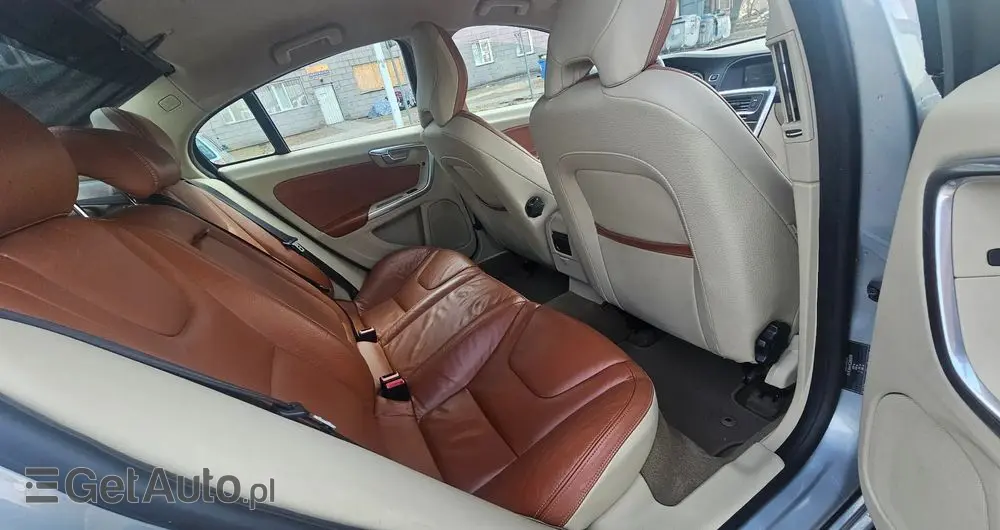 VOLVO S60 DRIVe Summum