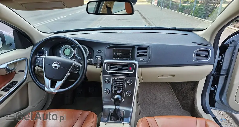 VOLVO S60 DRIVe Summum