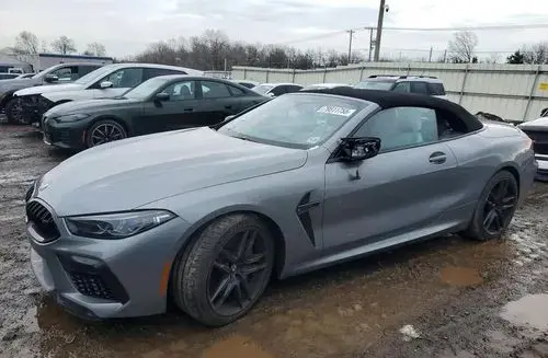 BMW M 8 