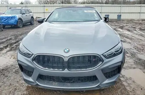 BMW M 8 