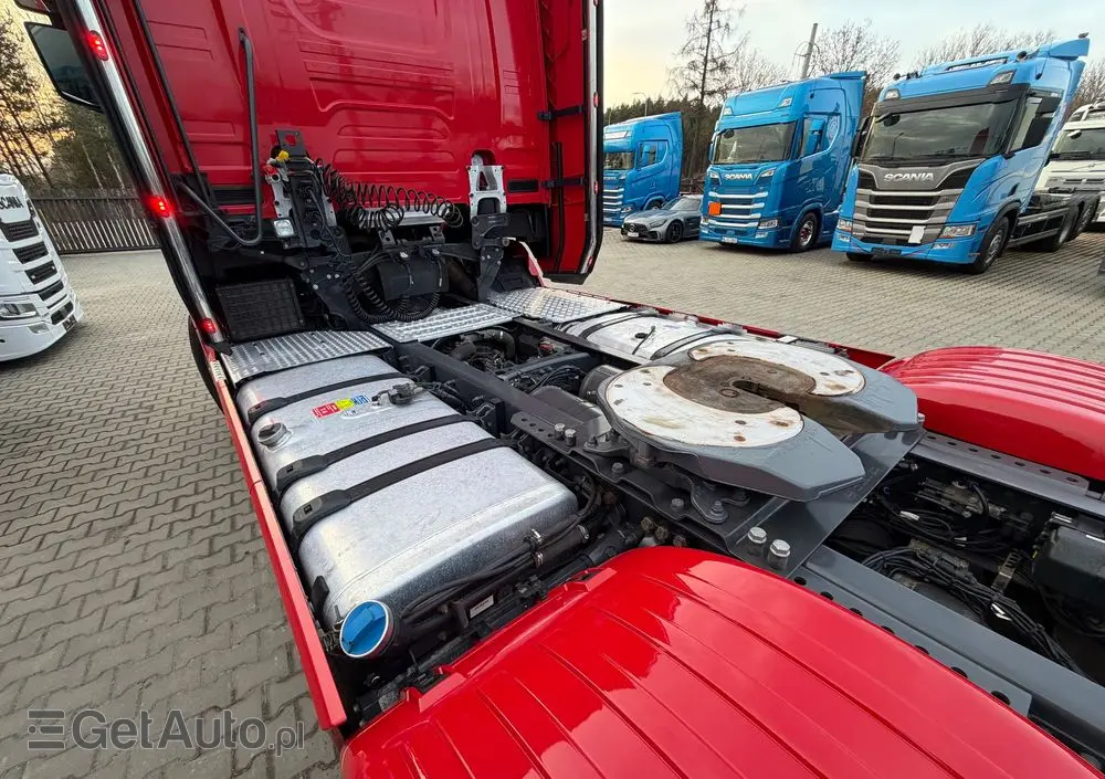 SCANIA 580s Scania z Niemiec ASO kontrakt serwisowy idealny stan v8 4x2 