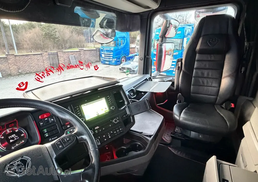 SCANIA 580s Scania z Niemiec ASO kontrakt serwisowy idealny stan v8 4x2 