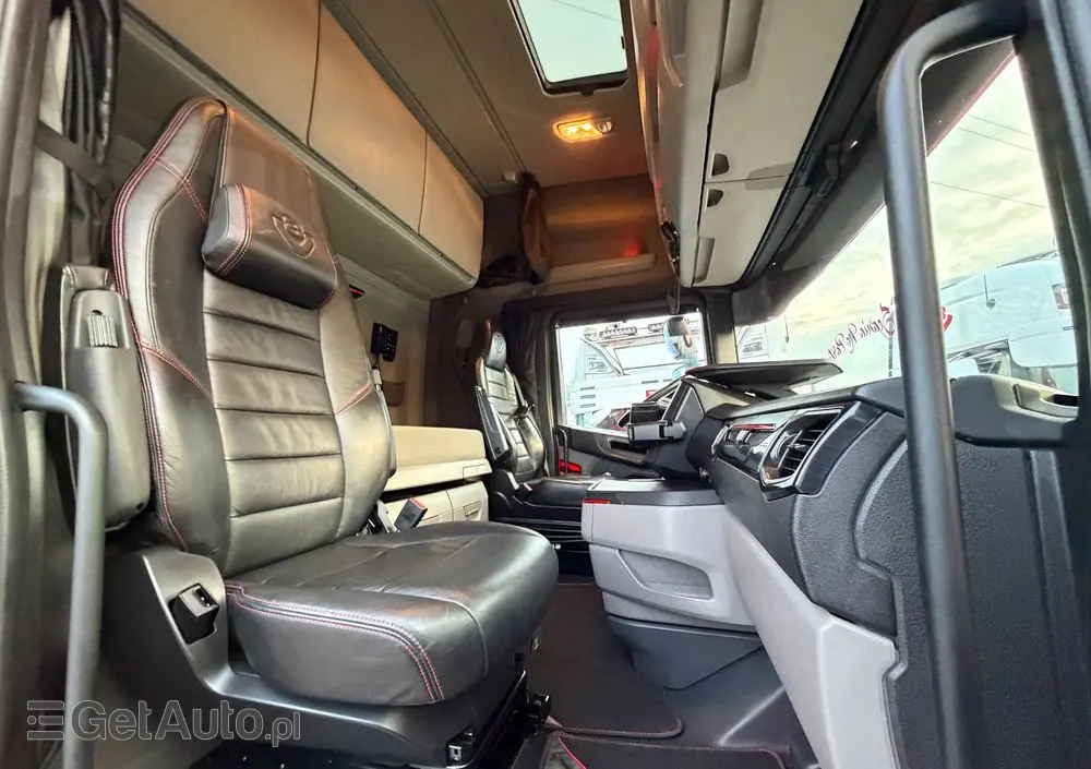 SCANIA 580s Scania z Niemiec ASO kontrakt serwisowy idealny stan v8 4x2 