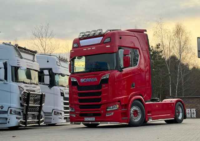 SCANIA 580s Scania z Niemiec ASO kontrakt serwisowy idealny stan v8 4x2 