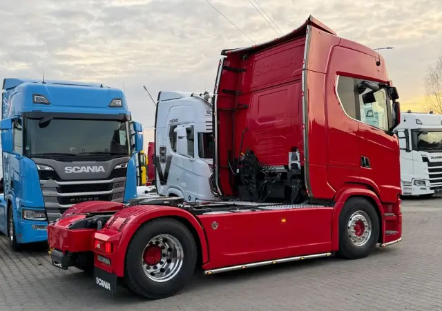 SCANIA 580s Scania z Niemiec ASO kontrakt serwisowy idealny stan v8 4x2 