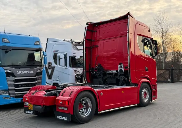 SCANIA 580s Scania z Niemiec ASO kontrakt serwisowy idealny stan v8 4x2 
