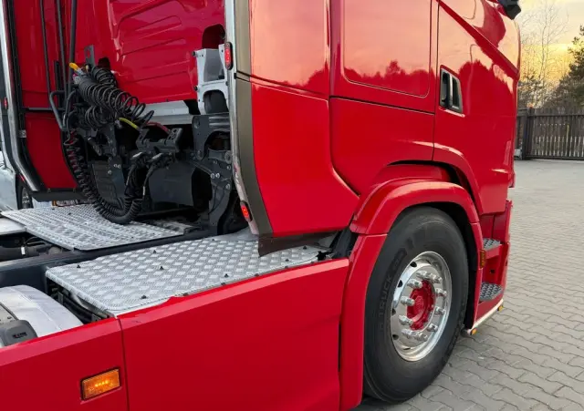 SCANIA 580s Scania z Niemiec ASO kontrakt serwisowy idealny stan v8 4x2 