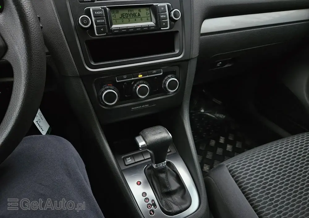 VOLKSWAGEN Golf 1.6 DSG Comfortline