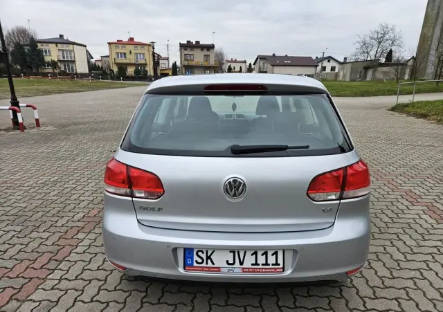 VOLKSWAGEN Golf 1.6 DSG Comfortline