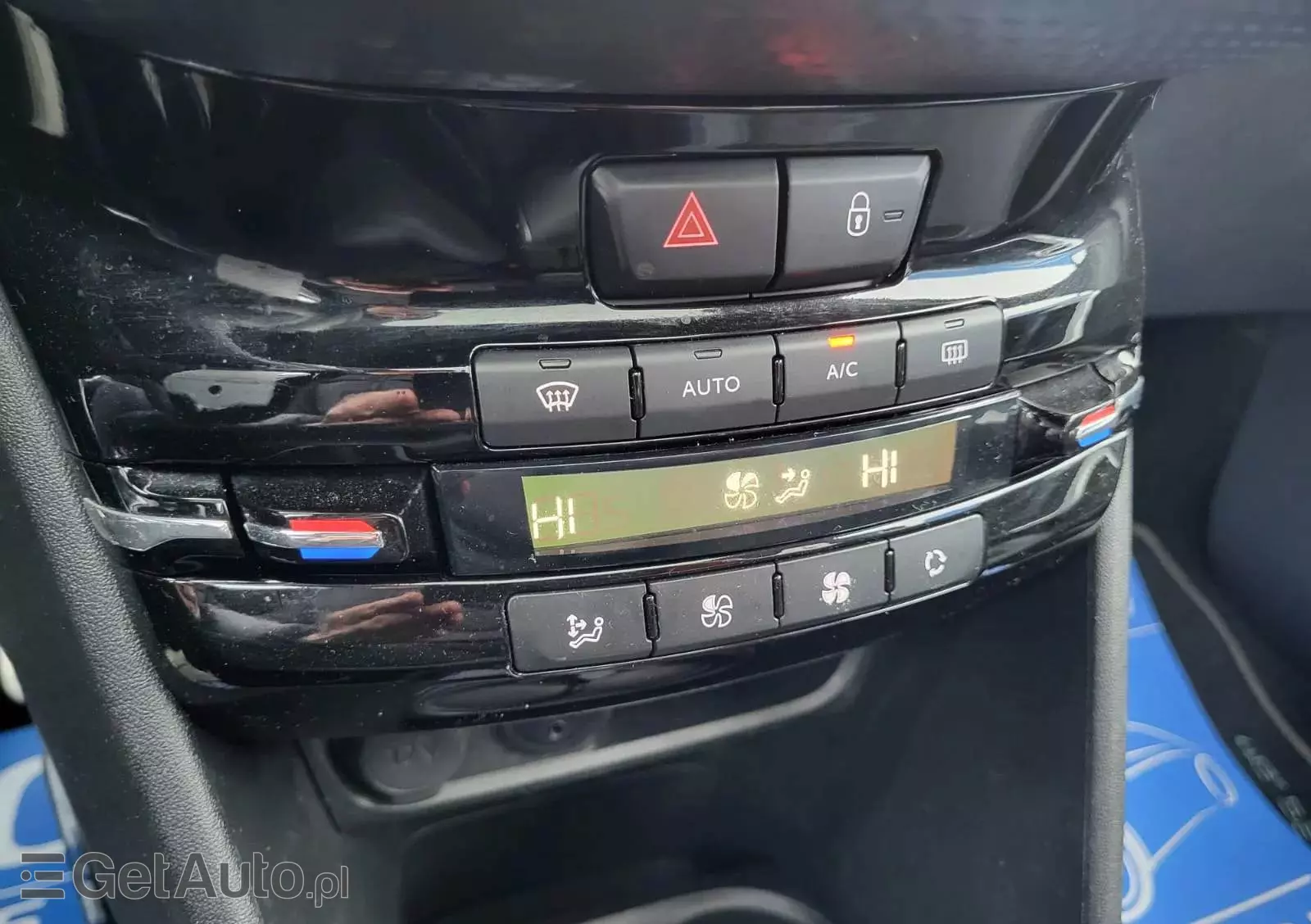 PEUGEOT 2008 1.2 Pure Tech Crossway S&S EAT6