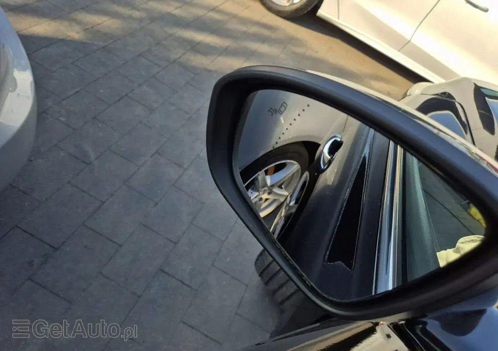 RENAULT Talisman Grandtour ENERGY dCi 160 EDC INITIALE PARIS