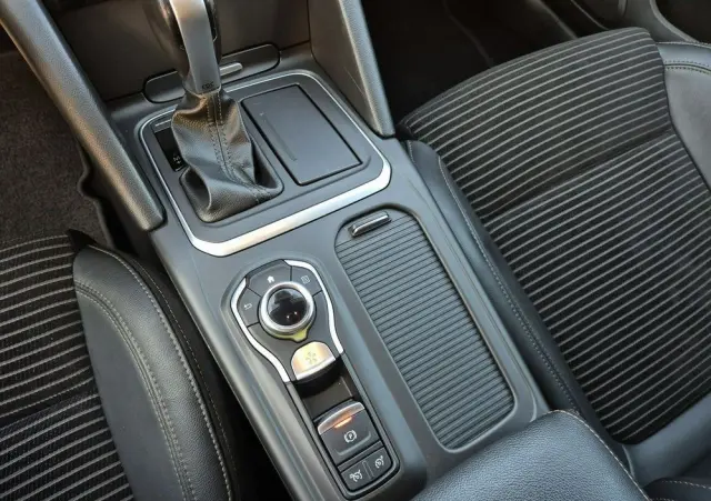 RENAULT Talisman Grandtour ENERGY dCi 160 EDC INITIALE PARIS