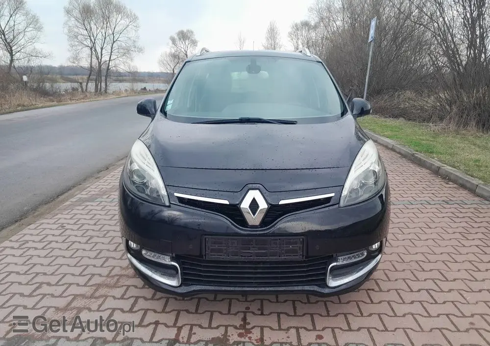 RENAULT Grand Scenic DCi 110 EDC Bose Edition