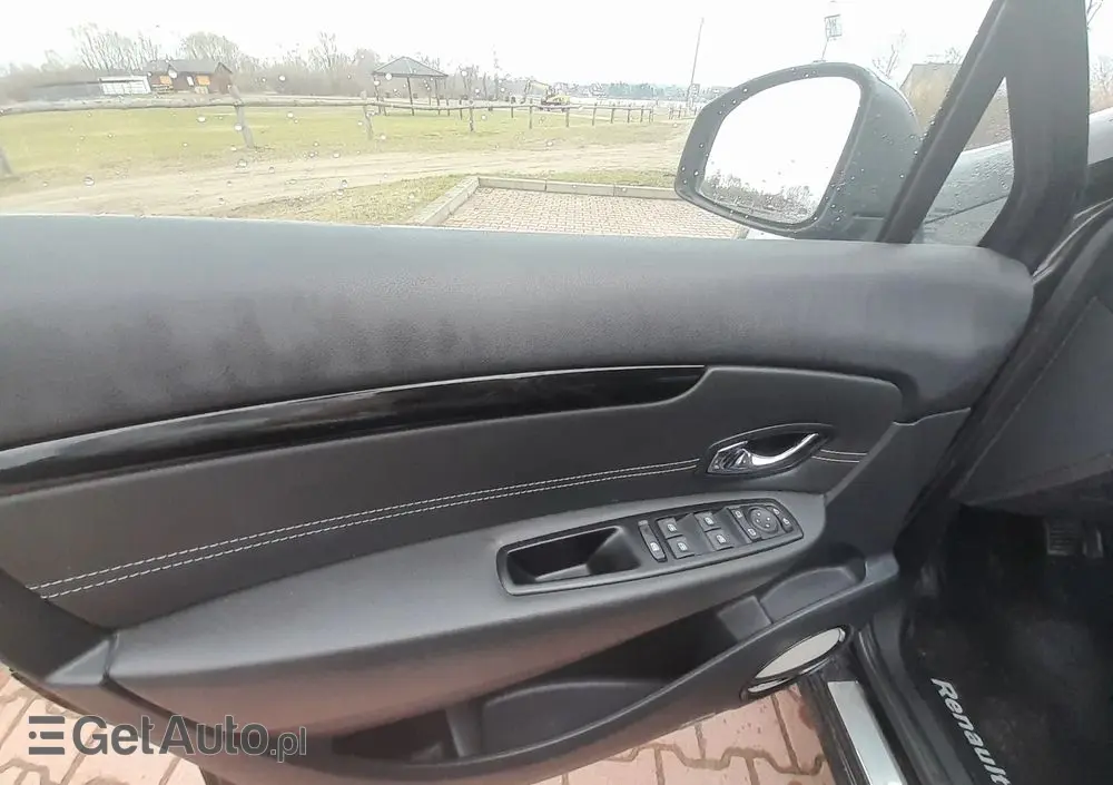 RENAULT Grand Scenic DCi 110 EDC Bose Edition