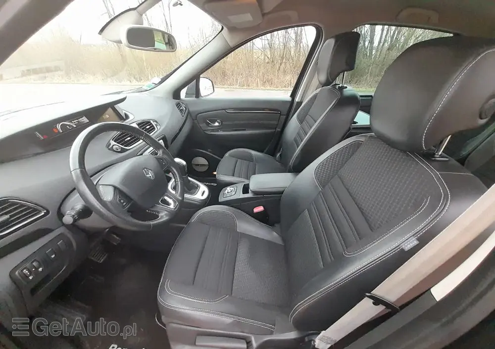 RENAULT Grand Scenic DCi 110 EDC Bose Edition