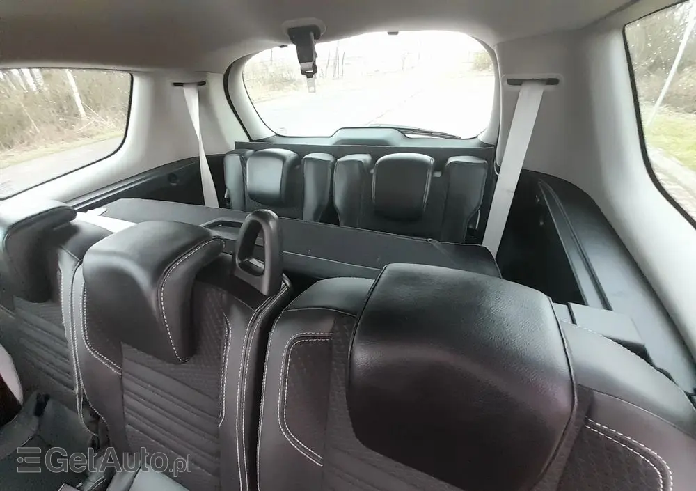 RENAULT Grand Scenic DCi 110 EDC Bose Edition