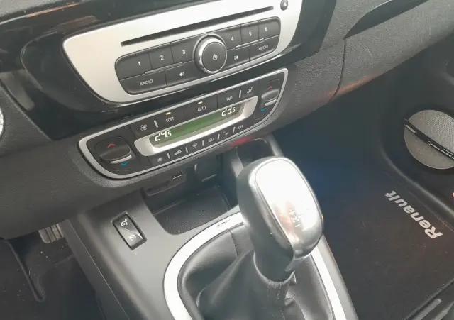 RENAULT Grand Scenic DCi 110 EDC Bose Edition