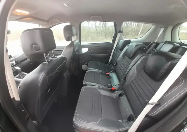 RENAULT Grand Scenic DCi 110 EDC Bose Edition
