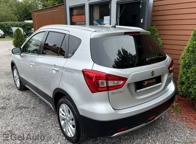 SUZUKI SX-4 s-cross 