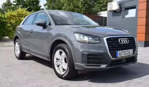 AUDI Q2 