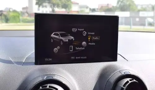 AUDI Q2 