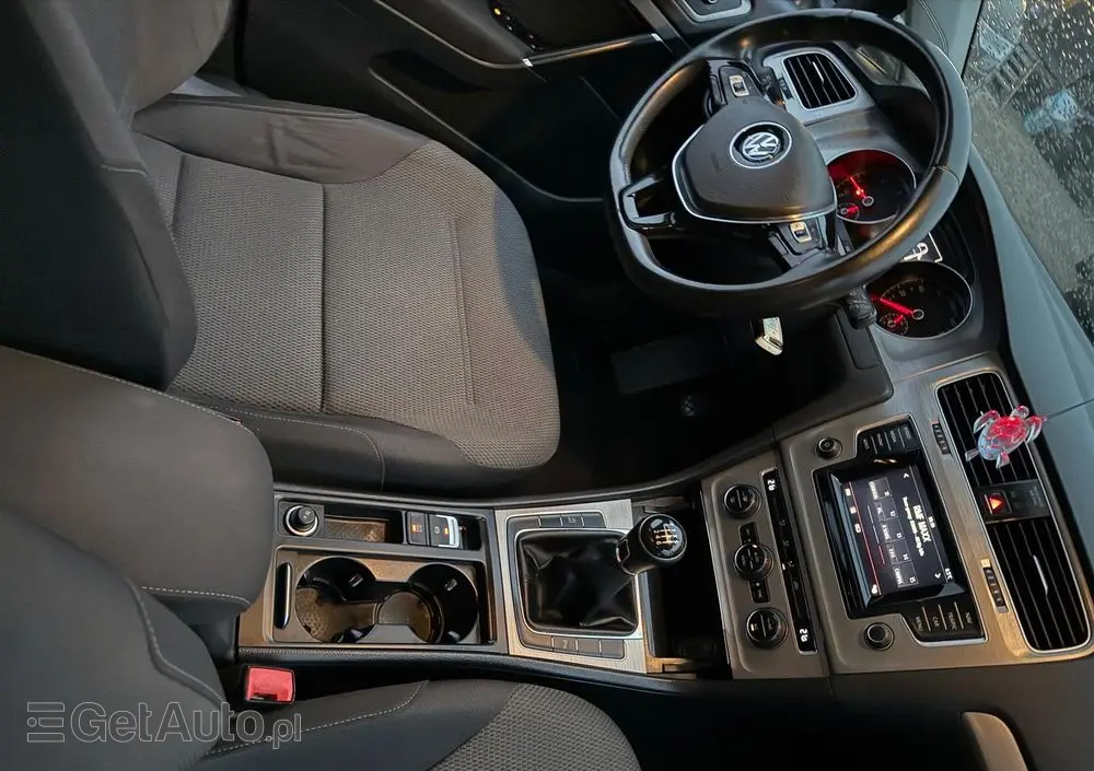 VOLKSWAGEN Golf 1.6 BlueTDI Comfortline