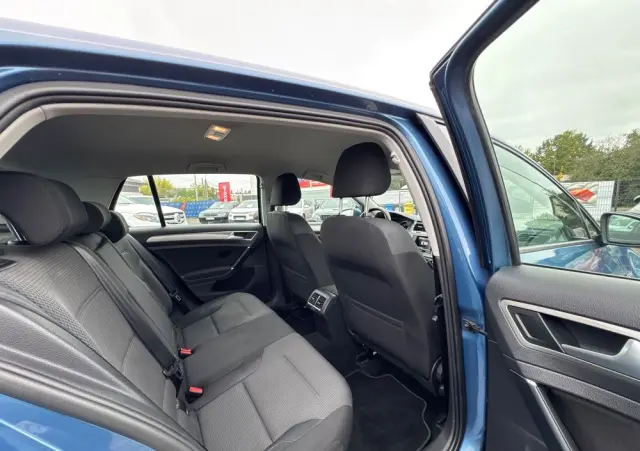 VOLKSWAGEN Golf 1.6 BlueTDI Comfortline