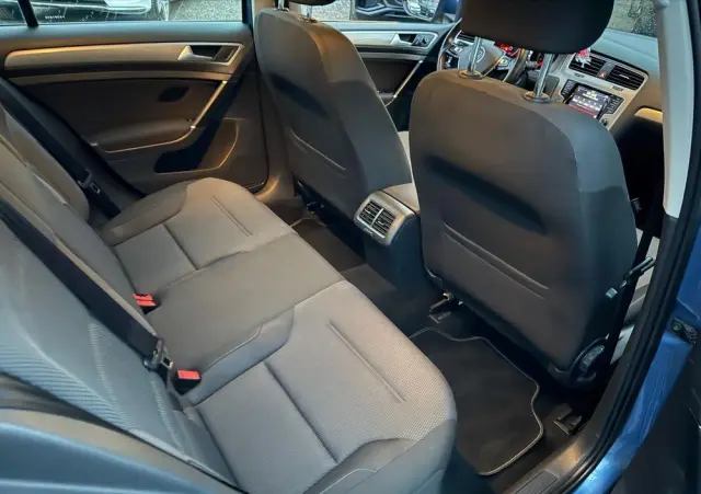 VOLKSWAGEN Golf 1.6 BlueTDI Comfortline