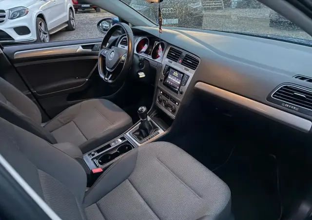 VOLKSWAGEN Golf 1.6 BlueTDI Comfortline