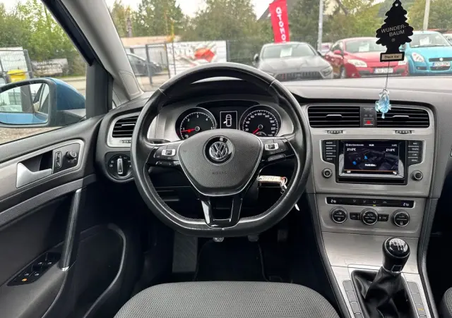 VOLKSWAGEN Golf 1.6 BlueTDI Comfortline