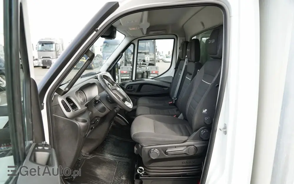 IVECO DAILY 35-180 / KONTENER / AUTOMAT HI-MATIC  / BLIŹNIAK / 2022 / SPROWADZONY 