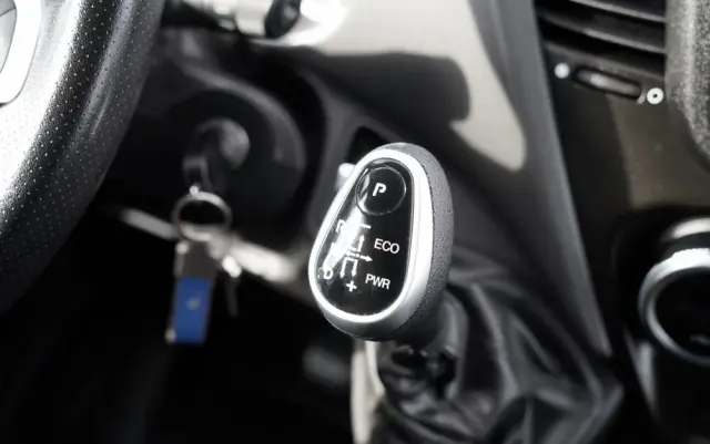 IVECO DAILY 35-180 / KONTENER / AUTOMAT HI-MATIC  / BLIŹNIAK / 2022 / SPROWADZONY 