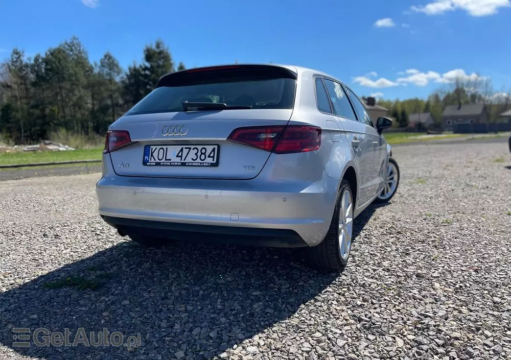 AUDI A3 1.6 TDI clean diesel Attraction S tronic