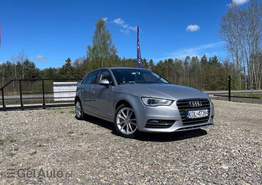 AUDI A3 1.6 TDI clean diesel Attraction S tronic