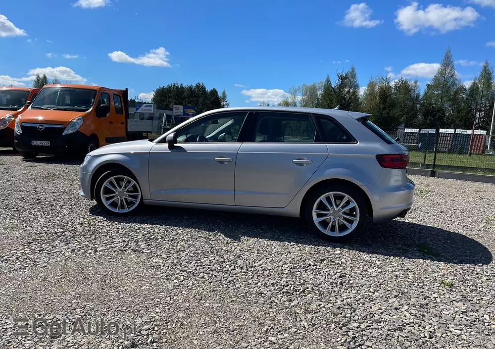 AUDI A3 1.6 TDI clean diesel Attraction S tronic