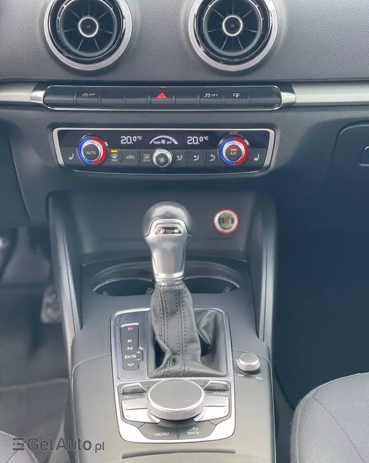 AUDI A3 1.6 TDI clean diesel Attraction S tronic