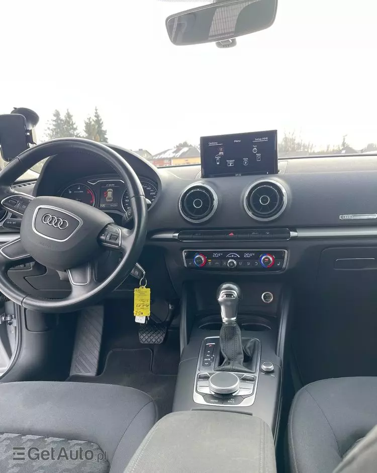 AUDI A3 1.6 TDI clean diesel Attraction S tronic