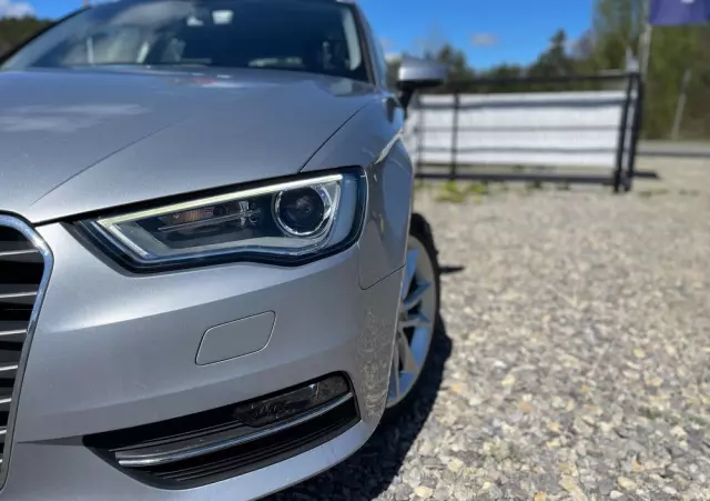 AUDI A3 1.6 TDI clean diesel Attraction S tronic