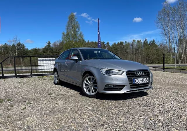 AUDI A3 1.6 TDI clean diesel Attraction S tronic